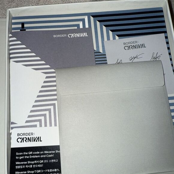 border: Carnival (incl. 190pg Photobook, 16pg Lyric Book) - Picture 3 of 5